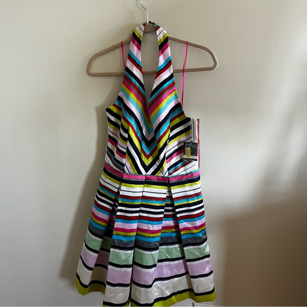 NWT Gabby Skye‎ Vibrant Striped Halter Dress Sz 6 Spring Retro Fun Pockets Happy